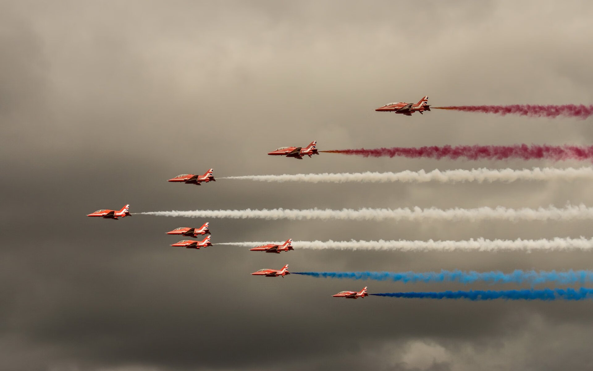 爱游戏官方网站-塞维利亚客场2-0战胜西班牙人，继续保持不败纪录，塞维利亚vs西班牙人推荐