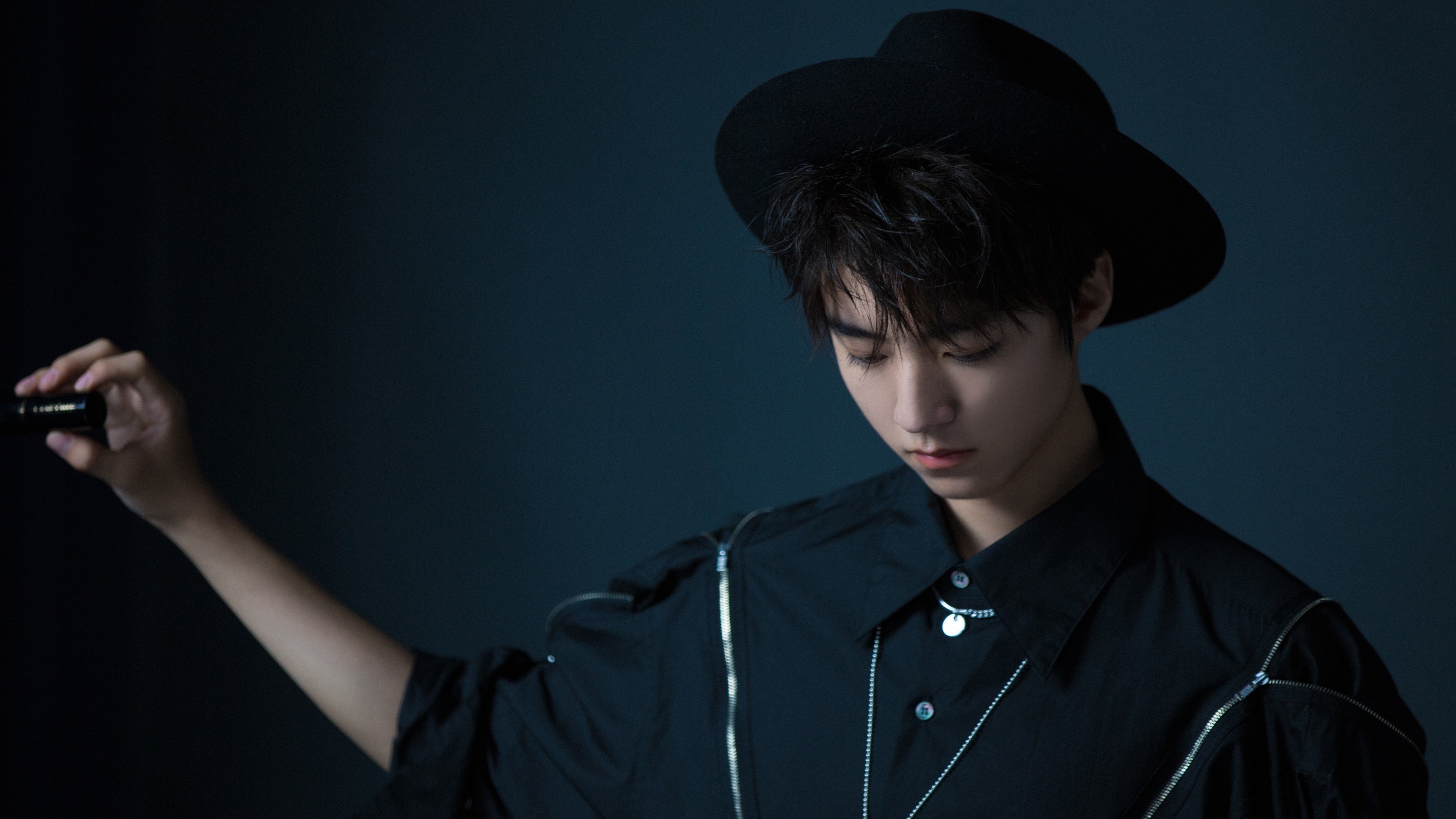 AIYOUXI.COM-雷霆险胜公牛，东部决赛中亚历山大贡献关键助攻，雷霆队亚历山大百度百科